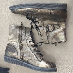 OTBT Brentsville Leather Gold Distressed Boots